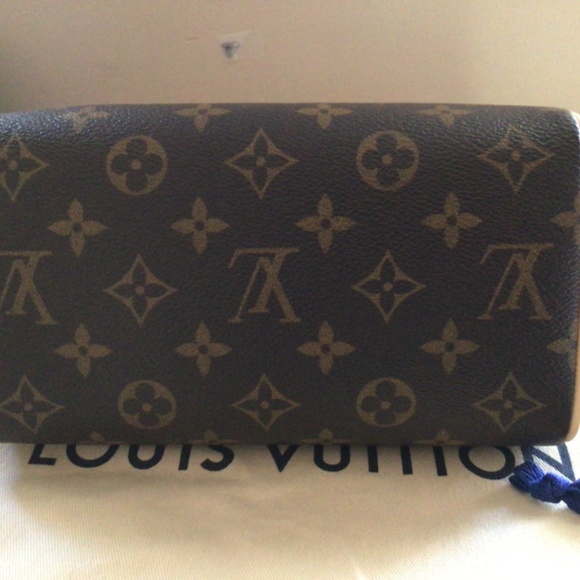 Louis Vuitton Speedy 20 - Picture 6 of 15